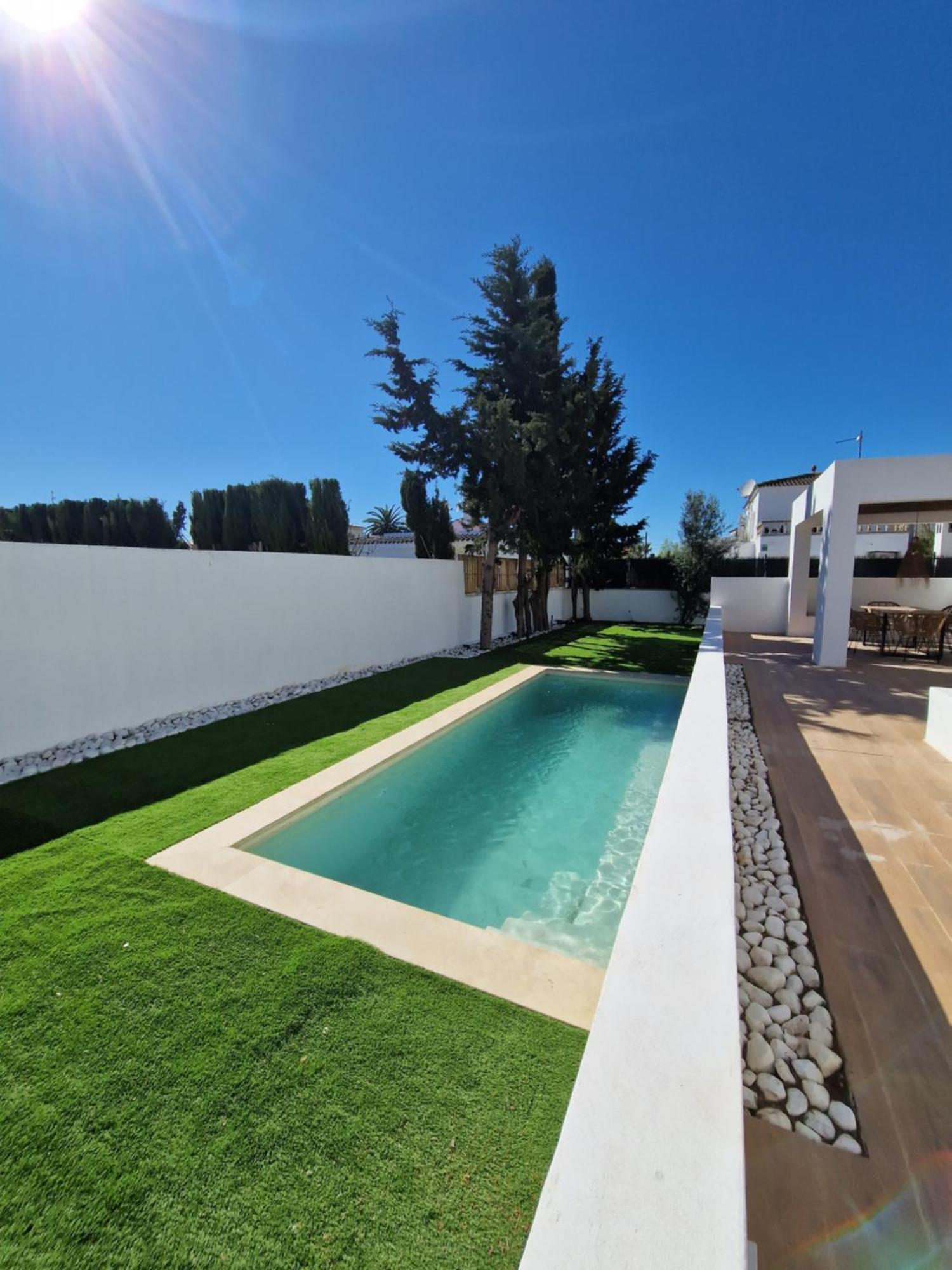 Gorgot P1 I Apartamento Con Terraza Y Piscina Comunitaria Cerca De La Playa إمبوريابرافا المظهر الخارجي الصورة