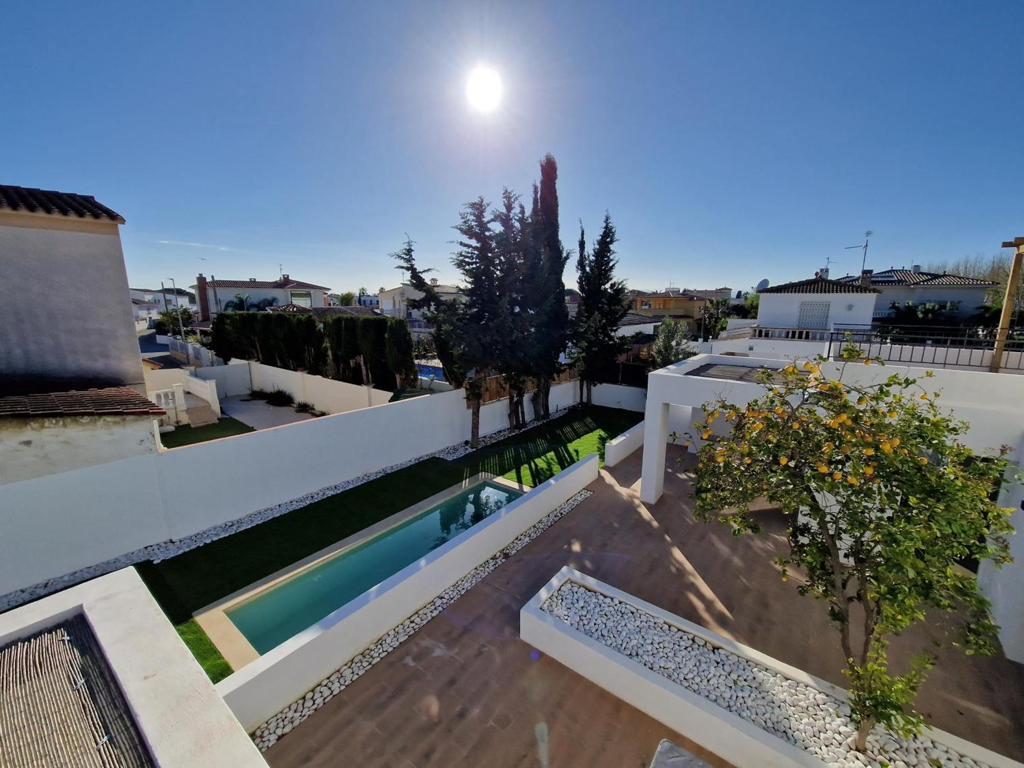 Gorgot P1 I Apartamento Con Terraza Y Piscina Comunitaria Cerca De La Playa إمبوريابرافا المظهر الخارجي الصورة